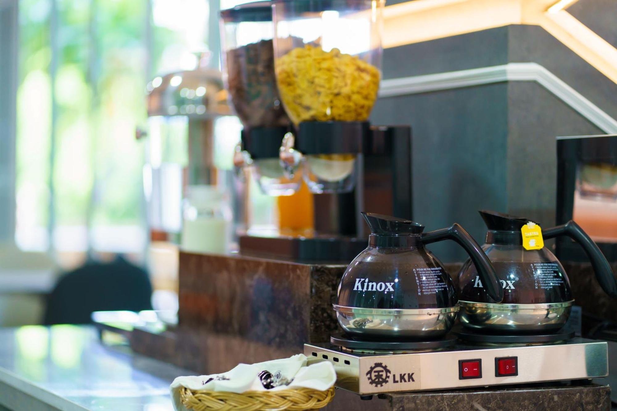Lhc Hotel And Resort パッタヤー エクステリア 写真