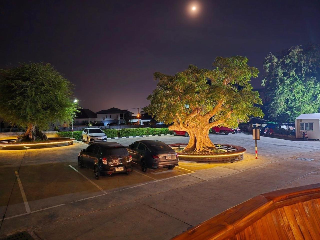 Lhc Hotel And Resort パッタヤー エクステリア 写真
